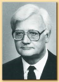 Đức Tin Và Phương Pháp Suy Tư Thần Học:  Edward Schillebeeckx - Phần 2/2 - Joseph Tân Nguyễn, Ofm